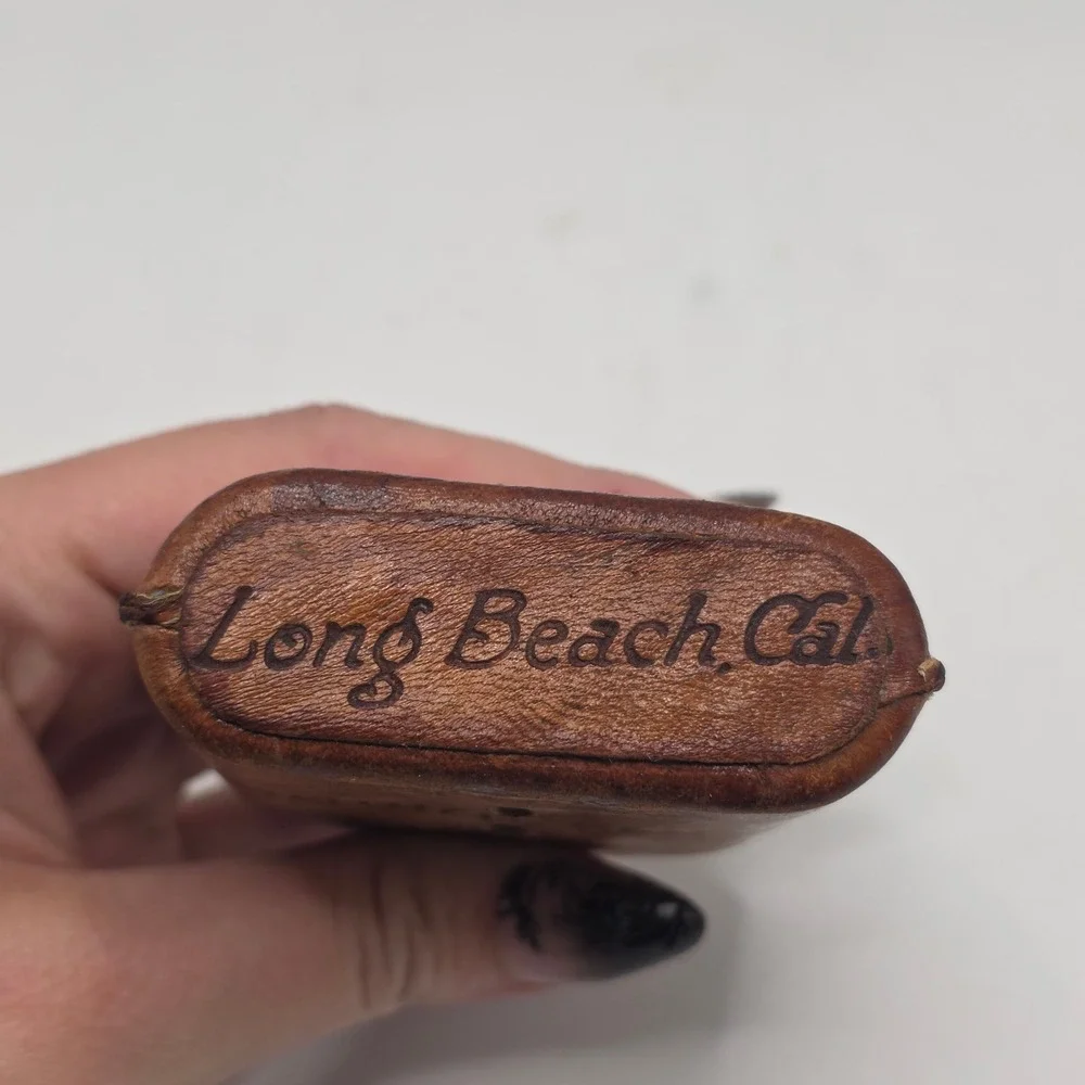 Vintage Leather Flask Brown Long Beach Cal Souvenir Pig Barware‎ Kitsch